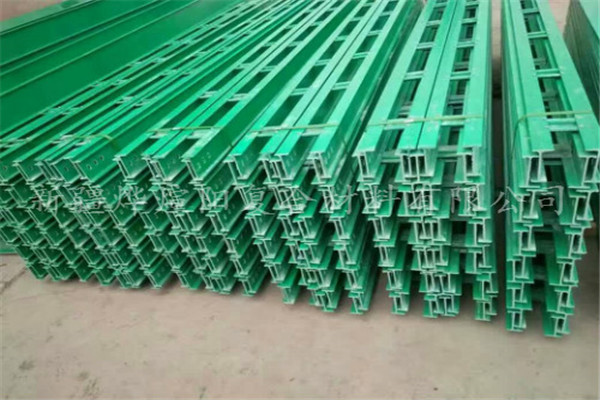 和田做好的玻璃鋼電力管價格