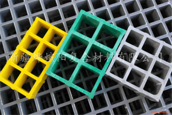 伊犁做好的玻璃鋼水罐廠