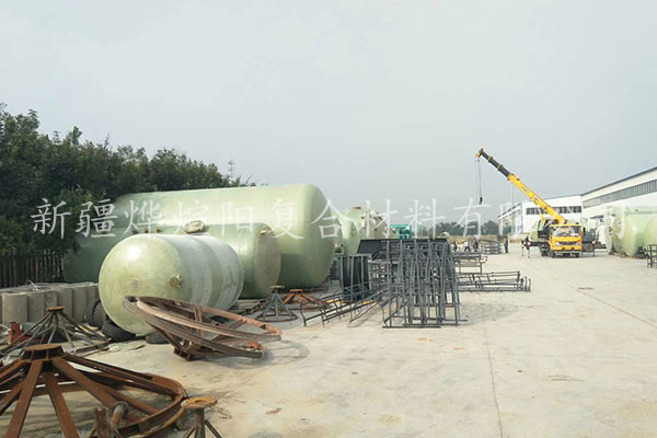 新疆玻璃鋼化糞池 新疆玻璃鋼化糞池