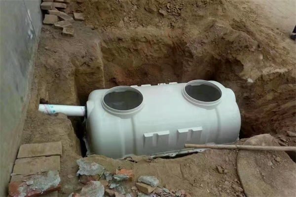 新疆化糞池.jpg 新疆化糞池.jpg